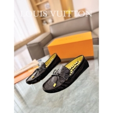 Louis Vuitton Low Shoes